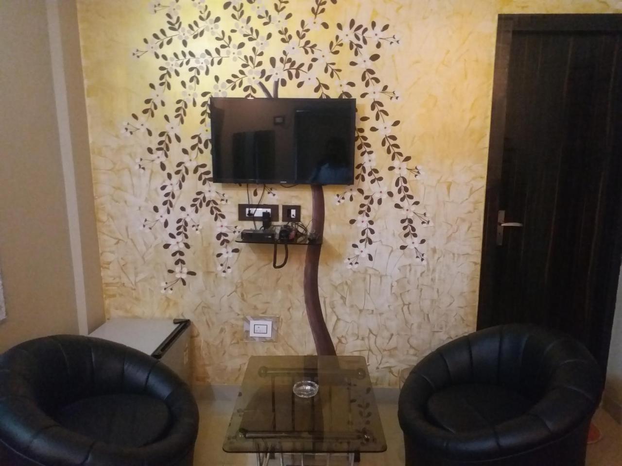 Recline Hotel And Restaurant Gauripur (West Bengal) Exterior photo