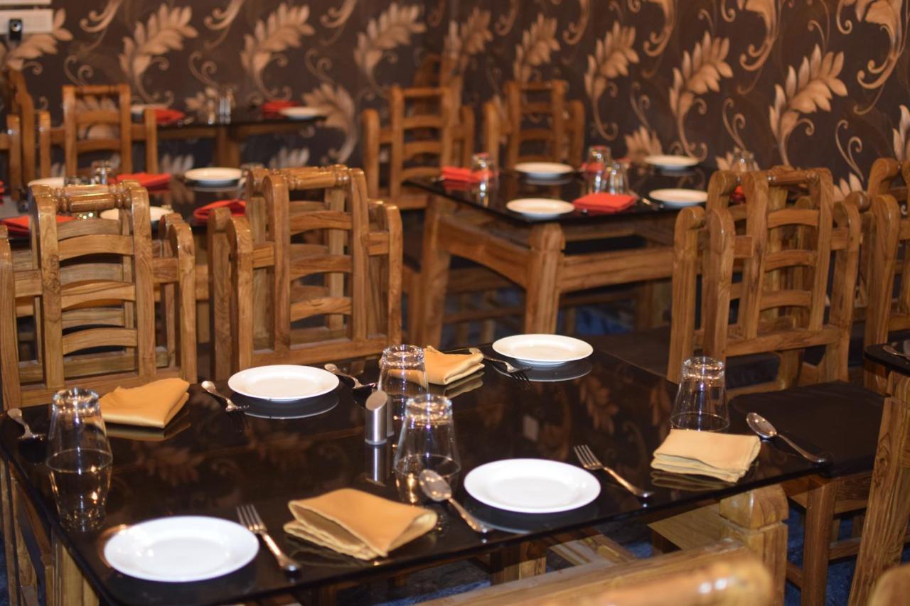 Recline Hotel And Restaurant Gauripur (West Bengal) Exterior photo